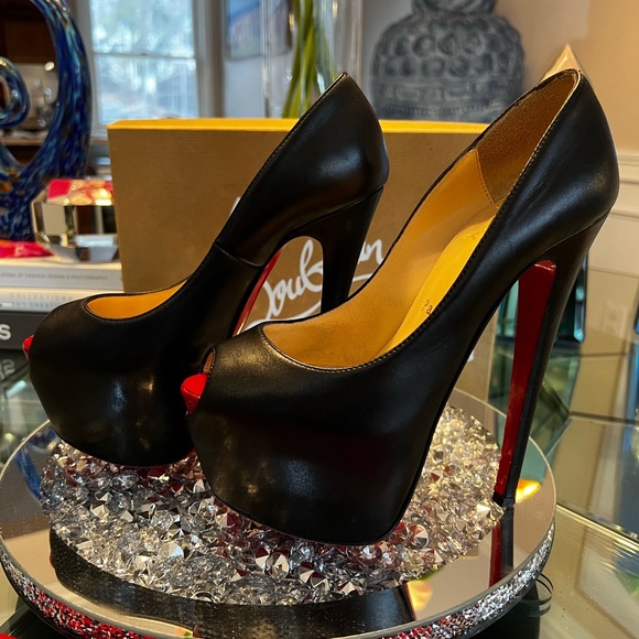 160 Christian Louboutin Highness size 35.5 - Picture 9 of 15
